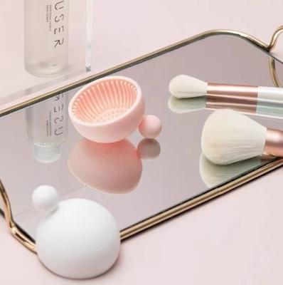 China Creative Reusable Makeup Brush Eye Shadow Dish Brush Makeup Tool Silicone Cleaning Tool Bowl for sale