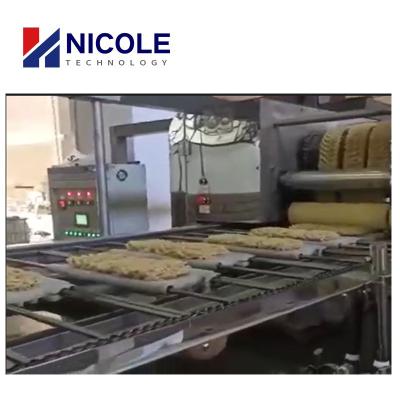 China El CE de la máquina de Fried Indomie Instant Noodle Making de los alimentos de preparación rápida aprobó en venta