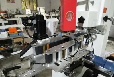 China A máquina de corte automática do papel higiênico, faixa viu a máquina de corte 380V 50Hz à venda