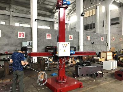 China LHC 3030 Column And Boom Welding Manipulators For Diameter 3000mm Pressure Vessels for sale