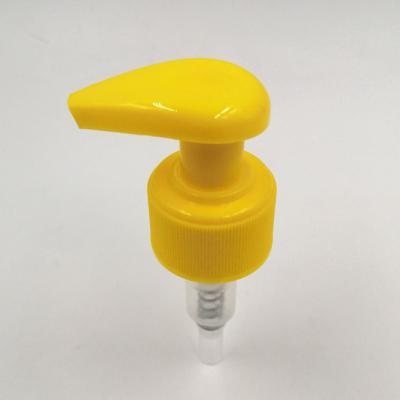 China Ribbed closure plastic 28/410 lotion pump 24MM 410 en venta