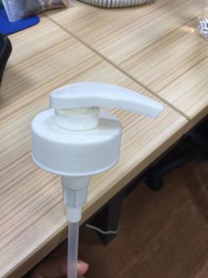 China Custom PP Polypropylene Material Ribbed Closure Lotion Pump Dispenser en venta