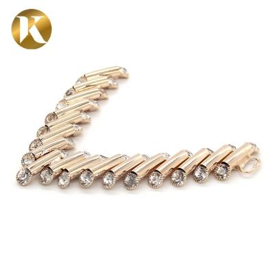 China V Shape Classic Antique Shoe Clips 75mm*95mm With Customization Service for sale
