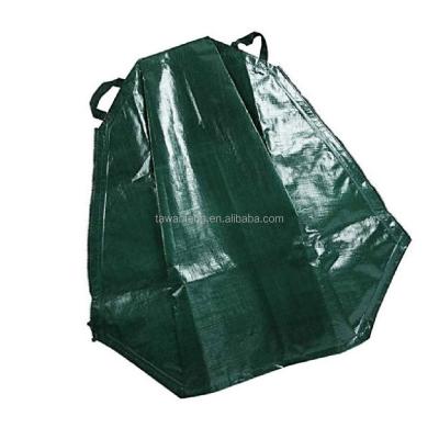 China El riego de árboles se hace más conveniente con bolsas de riego por goteo de 20 galones de color verde oscuro en venta