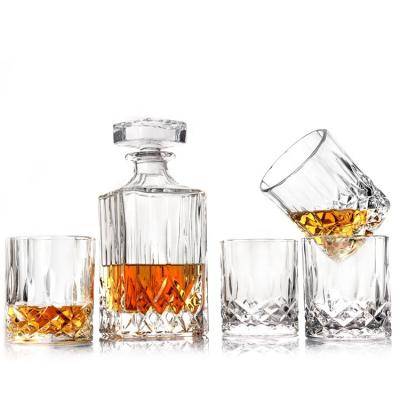 China Fashioned High Quality Crystal Oxford Glass Whiskey Decanter with 4 glasses Whiskey Decanter Set à venda