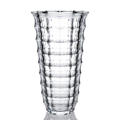 China High Quality Window Collection Transparent Clear Engraved Exquisite Glass Vase en venta