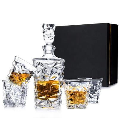 중국 Tangson 700ml Liquor Whisky Decanter 및 Glass Luxurios with Box 판매용