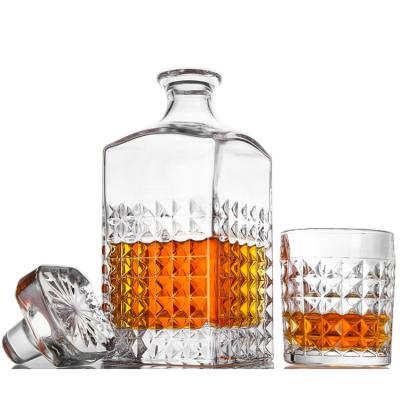 China TANGSON 850ml Decanter House Glassware Crystal Whiskey Decanter Set for sale