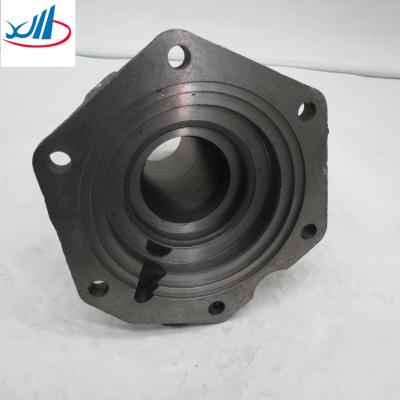 China WG2222020001 Truck Axle Cover Howo Auto Spare Parts Gearbox Accessories for sale