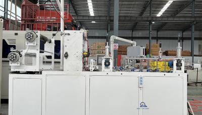 中国 木工 ドアフレーム PVC フリーナー 紙 パール ホットメルト クレム プロファイル 包装 機械 0-25m/Min 販売のため
