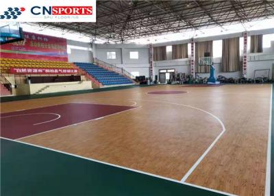 中国 RoHSのコルクの木製の穀物に床を張る総合的なバスケットボール コート 販売のため