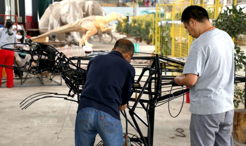 Verified China supplier - Zigong Longshang Culture and Art Co., Ltd.