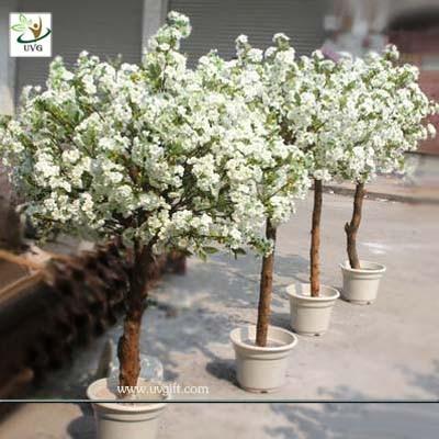 China UVG CHR052 Home Landscaping Artificial Cherry Blossom Potted Plastic Tree Centerpiece for sale