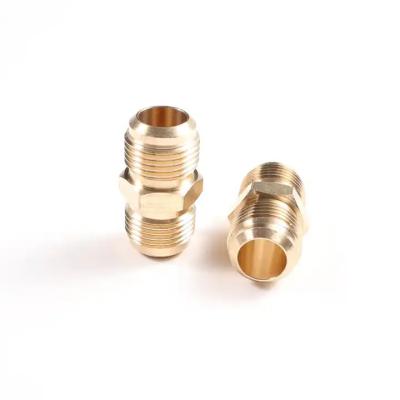 China Custom 1/4 Brass Fitting 1/2 3/4 5/8 Nipple Connector Pipe Threaded Copper Brass Union Nipple Insert Nut Te koop