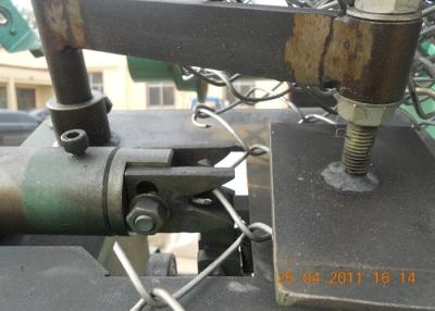 China Semi Automatic 100x100mm Chain Link Fencing Making Machine 9.5kw Te koop