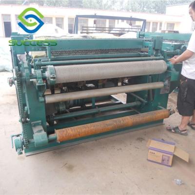 China Continuous Fence Mesh Welding Machine 0-3000mm Length 0-100kn Pressure for sale
