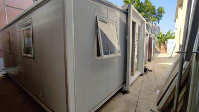 China Modular Prefab Expandable House , 20ft 40ft Prefab Folding Container House for sale