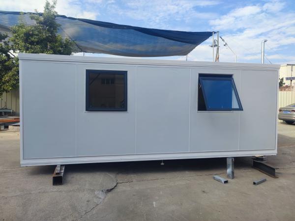 Quality Flat Movable Prefabricated House for sale