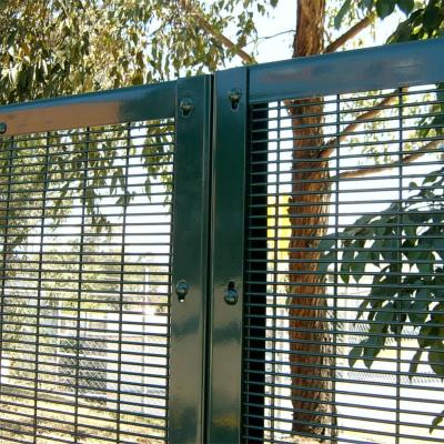 China High Security Powder Coated 358 Anti Climb Fence for sale