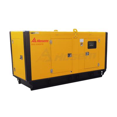 China Three Phase 150kVA 120kW Cummins Diesel Genset Equip With Soundproof Canopy à venda