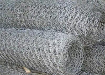 China Bwg19 Bwg18 0.55mm 0.7mm Galvanized Hexagonal Wire Mesh for sale