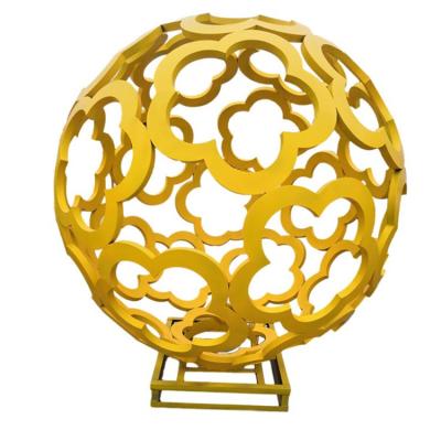 China Metal Flower Ball Golden Sculpture Large Metal Garden Ornaments for sale