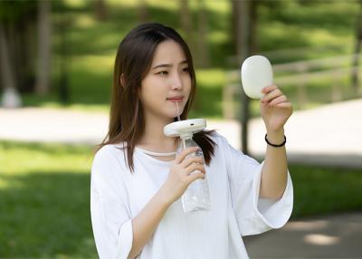 China Tanque IPX7 livre Mini Water Flosser 500mAh líquido de limpeza oral automático de 2 minutos à venda