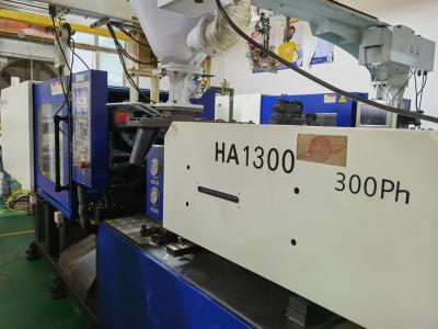 China Injeção haitiana usada da baixa pressão HA1300 da máquina fina da modelação por injeção da parede à venda
