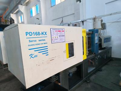 Cina Piccola macchina a iniezione di plastica utilizzata di Kaiming PD168-KX con il motore originale di Sevor in vendita