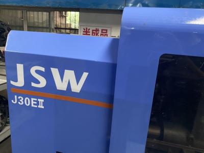 Cina Piccola macchina dello stampaggio ad iniezione della seconda mano con la marca JSW del Giappone della pompa a portata variabile in vendita