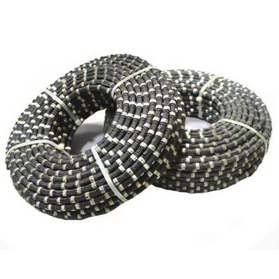 China 40 Beads Per Meter Marble Diamond Wire Saw Rubber Concrete Cutting for sale