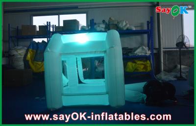 China Iluminación colorida hermosa de la foto de la cabina de la Navidad de la máquina inflable de alquiler inflable del dinero en venta