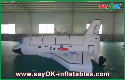 中国 セリウムまたは UL の送風機が付いている巨大で白く膨脹可能な飛行機膨脹可能なモデル 販売のため