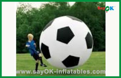 中国 子供のスポーツの巨大で膨脹可能なサッカーの防水膨脹可能なおもちゃ 販売のため