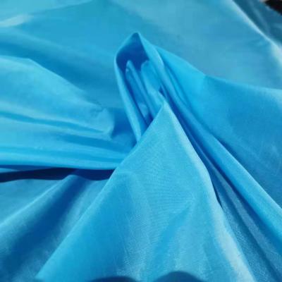 China a tela do nylon de 210t Ripstop imprimiu 70dx70d 0,5 para revestimentos e Outwear à venda