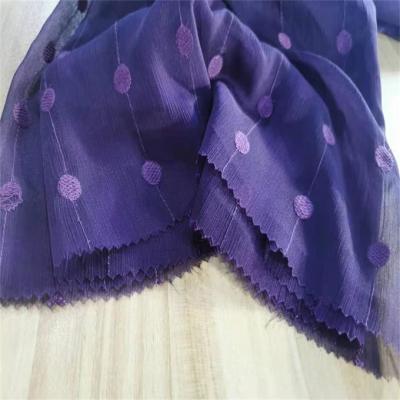 Chine polyester de mousseline de soie de pli de broderie de tissu de mousseline de soie de Spandex de polyester de 30dx30d 39gsm à vendre