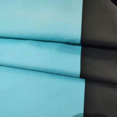 中国 PNCは人の衣類の生地160DX32S 160gsmの綿の混合された生地に彩色する 販売のため