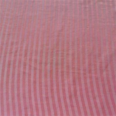 Chine Tissu de mousseline de soie de polyester du tissu 50d*75d 104gsm de filament de Mer-île à vendre