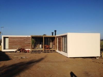 China Steel Structure Modern prefabricated Houses , Uruguay Bungalow Home Plans for sale