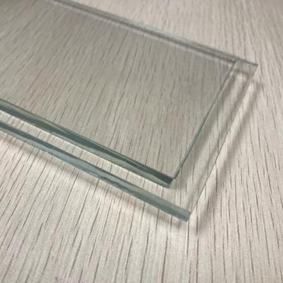 China Professional 5mm Clear Float Glass Flat Shape For Mobile Devices / Cellular Phones for sale