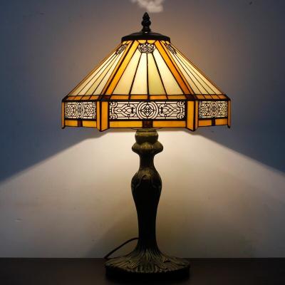 China European 30cm Hotel Vintage Table Lamp Bar Bedroom Living Room Dormitory Hotel Handmade LED Glass Stained Table Lamp for sale