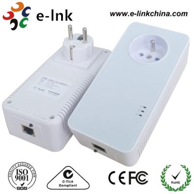 China 1200Mbps Passthrough Powerline PoE Injector Adapter With Power Socket for sale