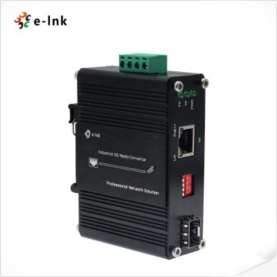 China Convertisseur multimédia mini industriel 10G/5G/2.5G/1G/100M 802.3at à 10GBASE-X SFP+ for sale