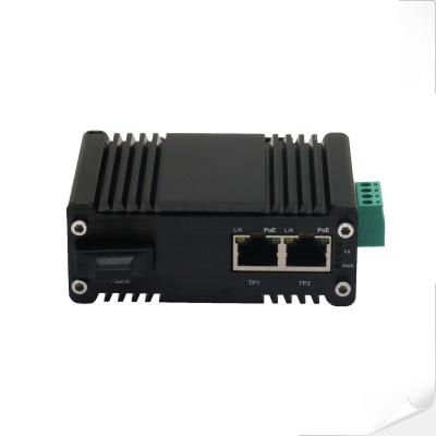 Cina Mini Industrial 1-Port 1000X a 2-Port 10/100/1000X 30W PoE+ Media Converter in vendita