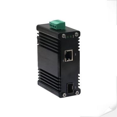 China Mini Industrial 10/100/1000Base-T to 100/1000Base-X SFP Ethernet Media Converter for sale