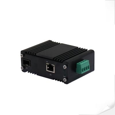 China Mini Industrial 10/100/1000Base-T to 100/1000Base-X SFP Ethernet Media Converter for sale