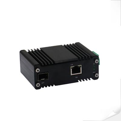 China Mini Industrial 10/100/1000Base-T to 100/1000Base-X SFP Ethernet Media Converter for sale