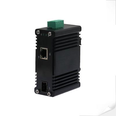 China Mini Industrial 10/100/1000Base-T to 100/1000Base-X SFP Ethernet Media Converter for sale