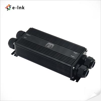 Chine Extenseur industriel Gigabit PoE imperméable à l'eau IP67 (1 x entrée 3 x sortie) à vendre