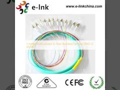 1-meter veelkleurig 12-vezel gebundeld Fan-out OM3 LC pigtail